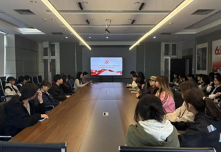 设计党建 | 设计学院动画系与视觉传达设计系学生党支部联合开展“数智赋能·艺启新程”主题党日活动