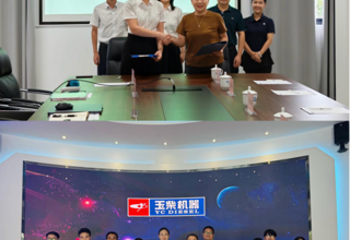 校企合作｜设计学院党委书记陆生发带队赴玉柴研学文旅交流 共推“工业+艺术”校企合作落地