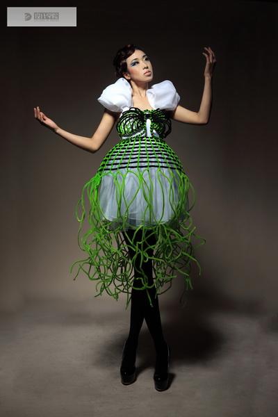 李金鲜《童趣》