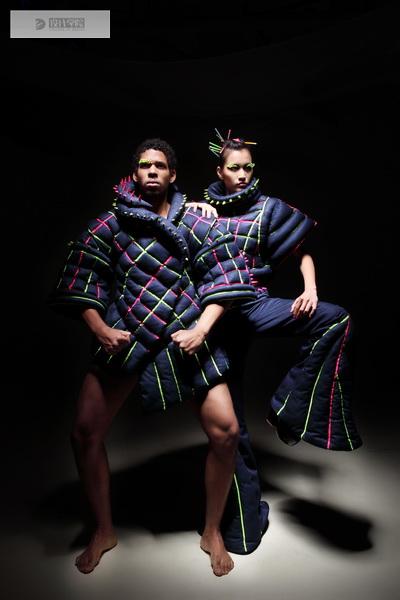 李松燕《我们是夜晚》